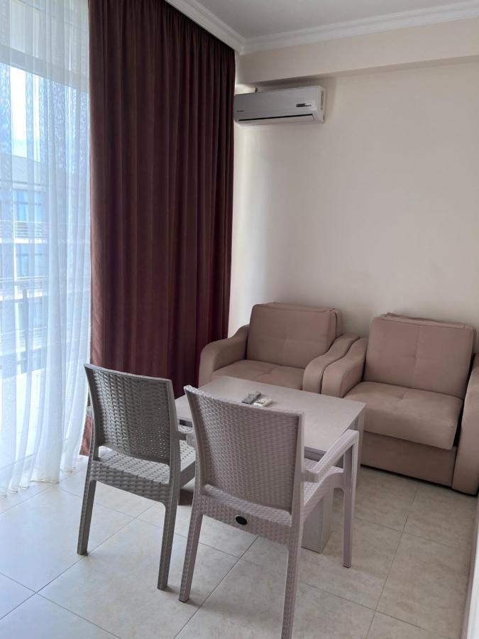 Sunshine Hotel Кваріаті Екстер'єр фото