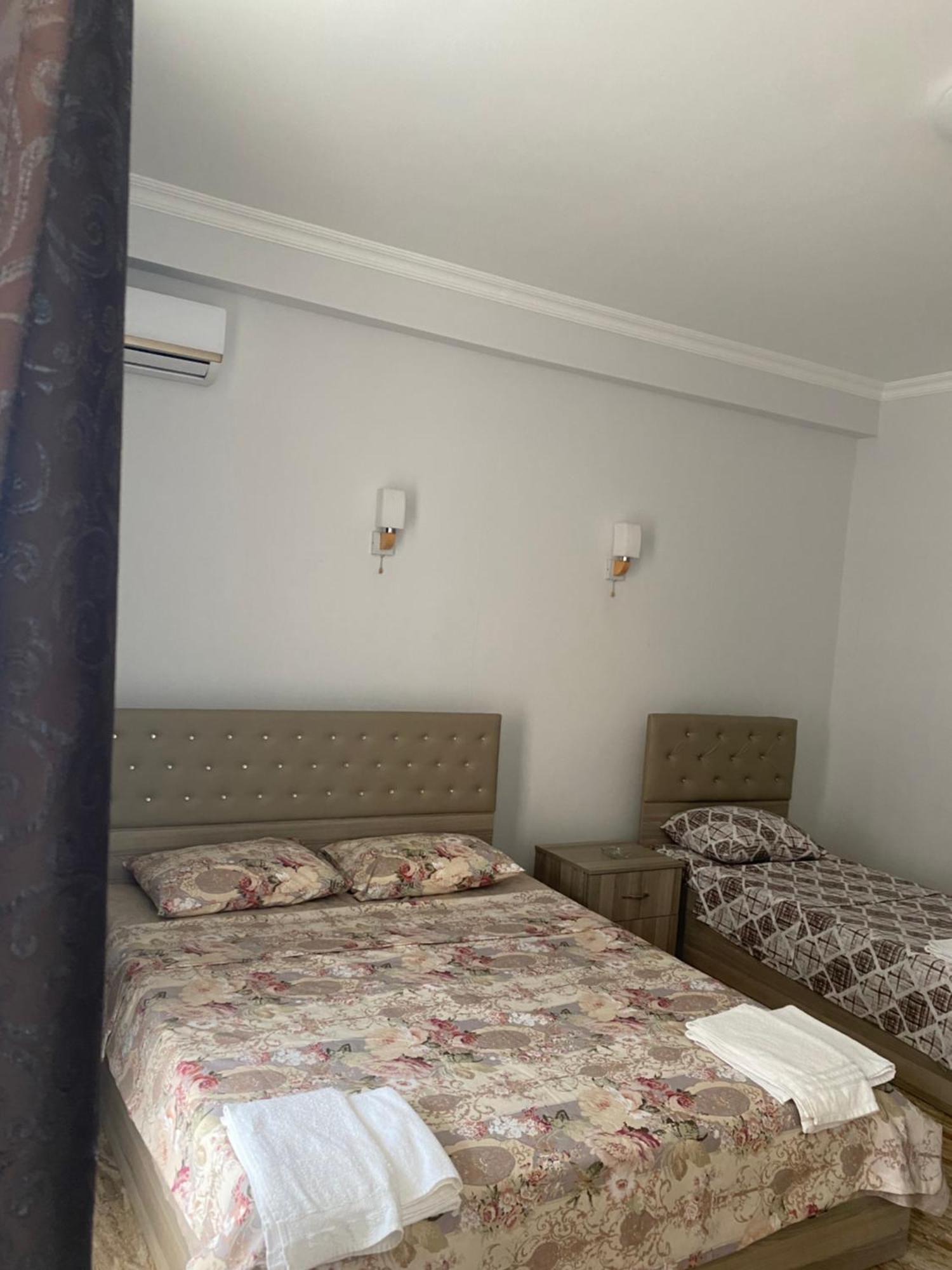 Sunshine Hotel Кваріаті Екстер'єр фото