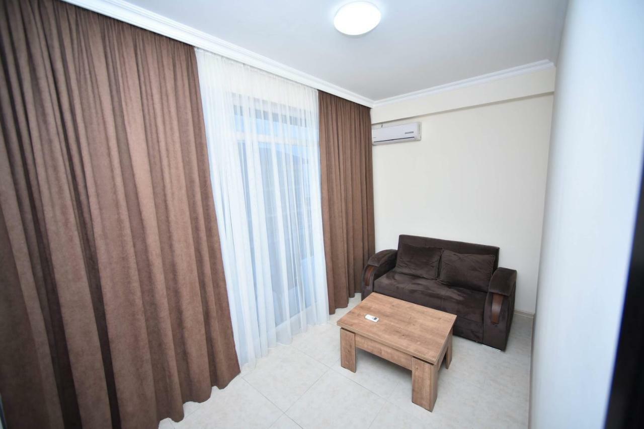 Sunshine Hotel Кваріаті Екстер'єр фото